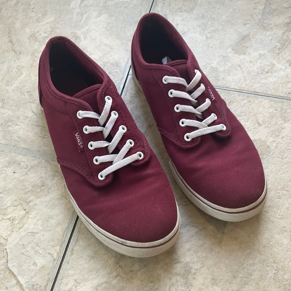 Women’s maroon vans off the wall